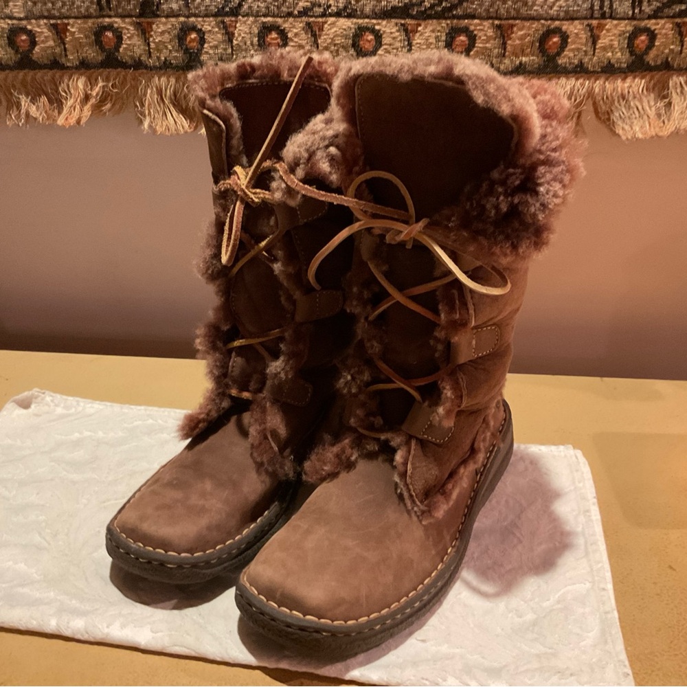 Born Nome Leather Boots Size 9